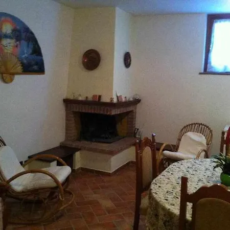 Di Campagna Le Rancole By Ospitaci منزل ريفي Valtopina